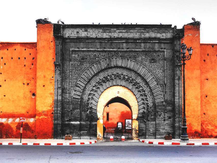 Historical & Shopping Full-day Tour