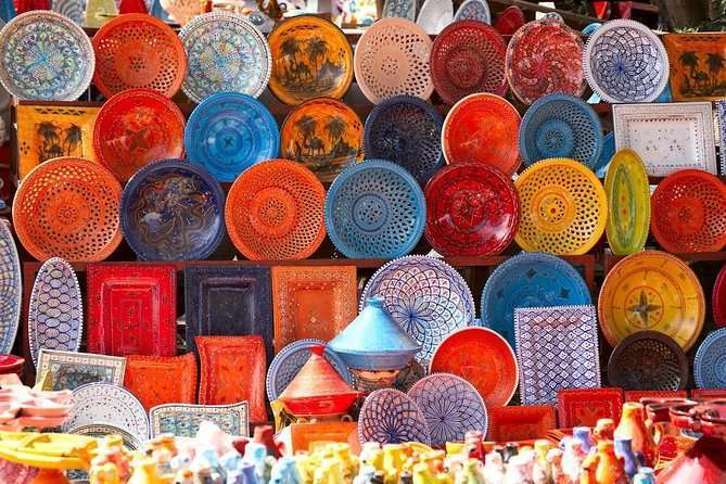 Historical & Shopping Full-day Tour