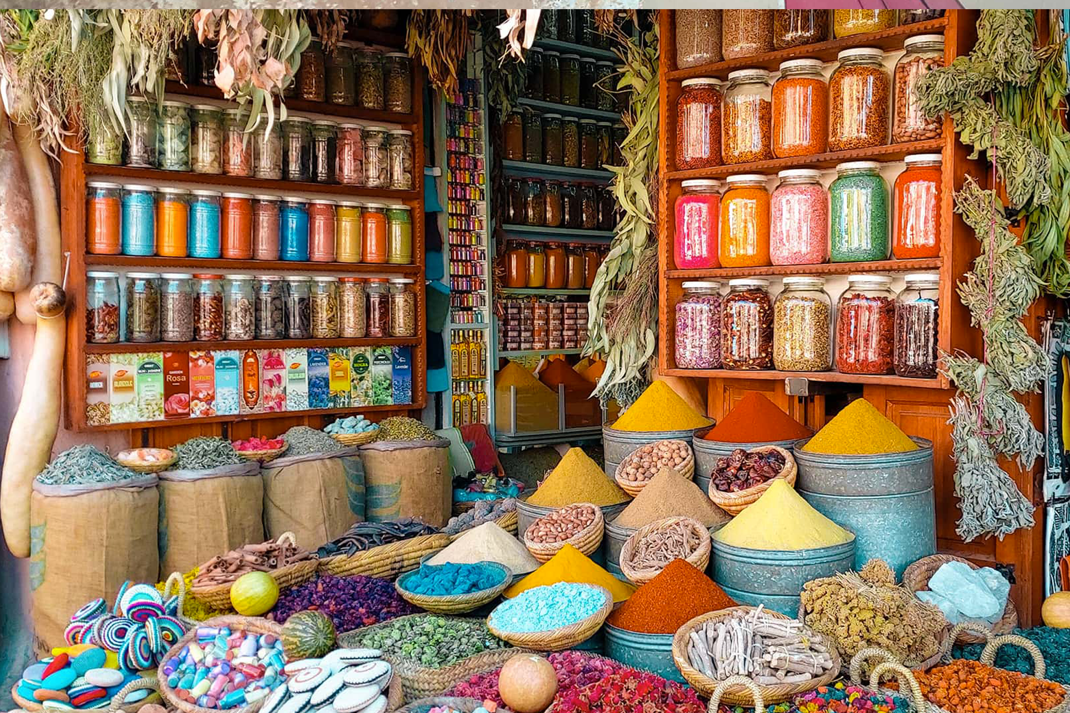 Historical & Shopping Full-day Tour